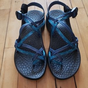 Size 10 Navy Double Strap Chacos